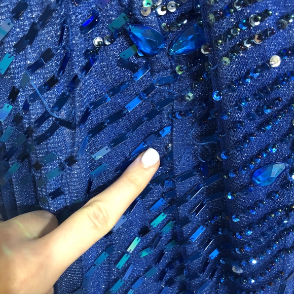 Jovani Royal Blue Sequence SZ 6 Formal  Dress - Picture 5 of 7